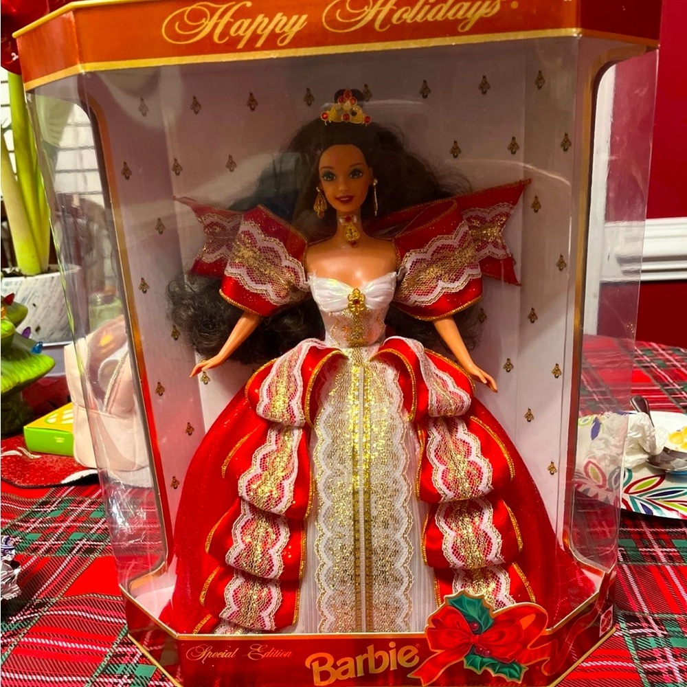 1997 Happy‎ Holidays Barbie Special Edition